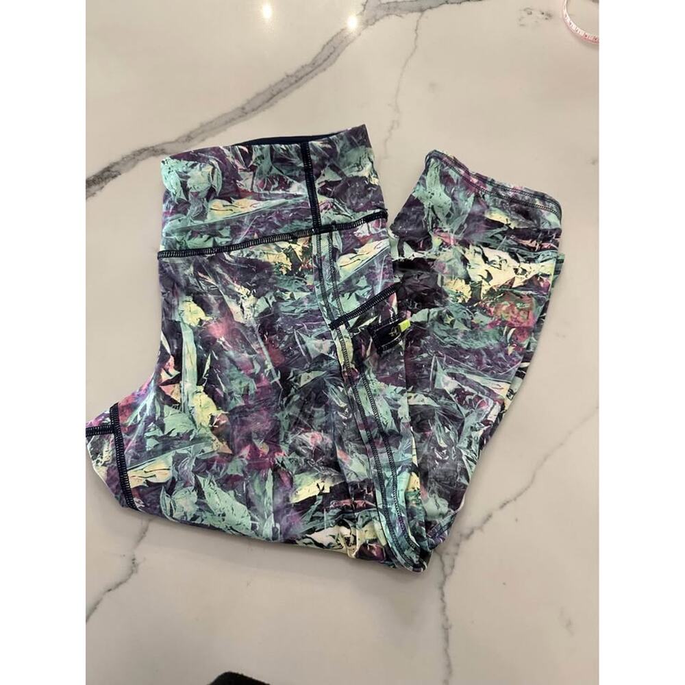 Lulu Lemon Leggings-Size 6